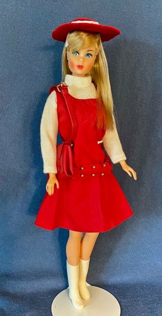 Vintage Barbie Japanese Exclusive 2625 Red Jumper Set Rare,  HTF 2
