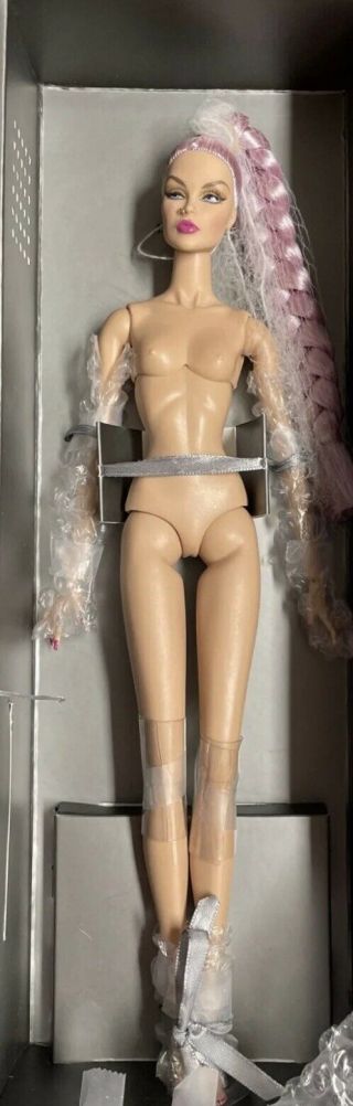 Fashion Royalty Beyond This Planet Violaine Perrin Nude Doll W/box,  Stand,