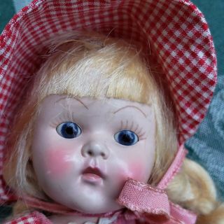 Vintage 1950 ' s Vogue Ginny Doll Early PL Strung in 1950 Susie 8 - 4E Red Check O/f 6