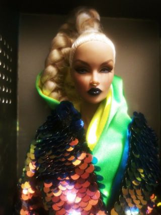 Fashion Royalty Beyond This Planet Violaine Perrin Doll 82100 Nrfb