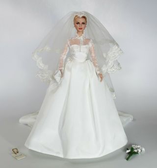 Grace Kelly Bride Doll Silkstone Barbie No Box Gold Label Gorgeous