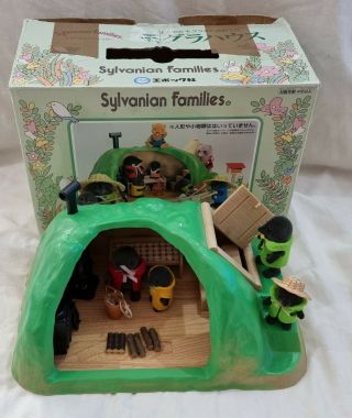 Sylvanian families Mole House Private Listing for LORA8 2