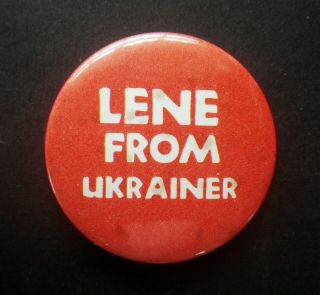 C.  1979 Lene From Ukrainer Lene Lovich Badge Wave Punk K526