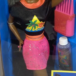 1993 Mattel African American Barbie Glitter Hair Xtra Long Hair NRFB 11332 3