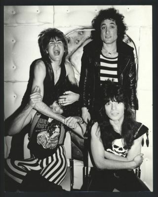 1983 Quiet Riot Group Photo Vintage Photo Heavy Metal Band Gp
