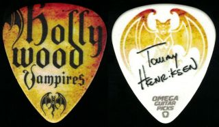 Hollywood Vampires - 2019 Tour Guitar Pick - Alice Cooper - Tommy Henriksen - Orge/yellw
