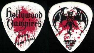 Hollywood Vampires - 2019 Rise Guitar Pick Alice Cooper - Tommy H - Blood Spattered