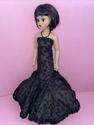 Le Madame Alexander Cissy Doll Dance The Night Away,  Tagged Beaded Gown 233/350