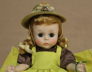 Id.  Vsfay Madame Alexander - Kins Bl Doll 1956 
