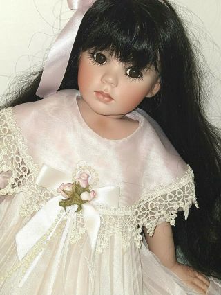 Donna Rubert Chyna Seated Porcelain Doll By Sue Boothe 18/100