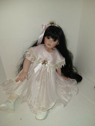 Donna RuBert Chyna Seated Porcelain Doll by Sue Boothe 18/100 3