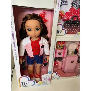 Disney ILY 4ever Minnie doll & acessories 3