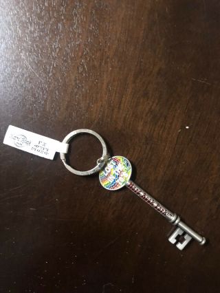 Hard Rock Park Myrtle Beach Collectible Lost In The 70s Keychain