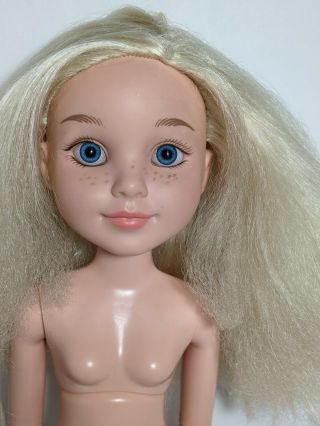 MGA BFC Ink Best Friends Club Elsa from Sweden Doll 2