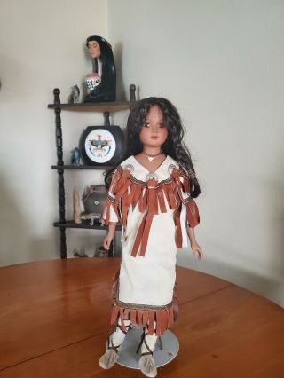 Vintage Native American Porcelain Doll House Of Lloyd 20 " 1992.  Doll
