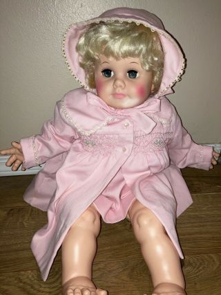 Vintage 1970 Eegee Baby Doll 25 