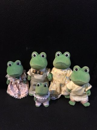 Sylvanian Families Vintage Bullrush Frog Family Figure Bundle With Baby