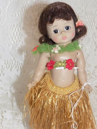 Vintage Bent - Knee Madame Alexander Hawaiian Hawaii Doll 3
