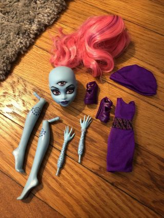 Monster High Cam Create A Monster - Parts - Three 3 Eyed Ghoul