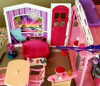 Barbie Doll Glam Vacation Beach House Fold Out N ' Go Dollhouse Furniture 3