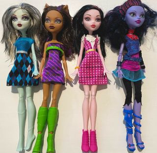 Joblot Bundle Mattel Monster High Dolls Draculaura Clawdeen Wolf Frankie Stein.