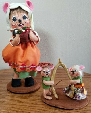 Annalee Fall Thanksgiving Dolls 9 1/2 " Girl Pilgrim And 4 " Mice With Wishbone