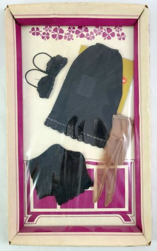 Lovely Nrfp Vintage Lisa Littlechap Doll Black Lingerie Outfit 1206 Remco 1963
