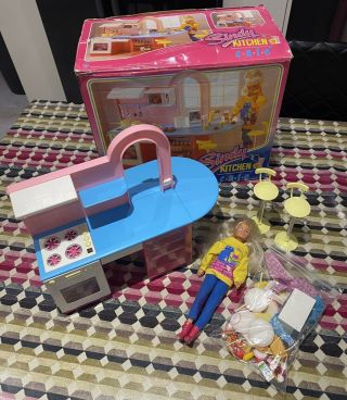 Vintage Sindy Kitchen Cafe With Accessories And Sindy Doll Hasbro Boxed