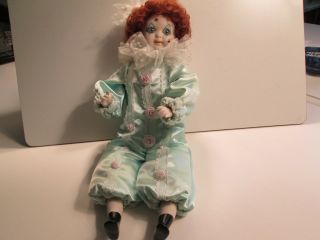 CLOWN DOLL - REDHEAD GIRL - - quality,  P0RCELAIN - hand - made - LT GREEN OUTFIT 3