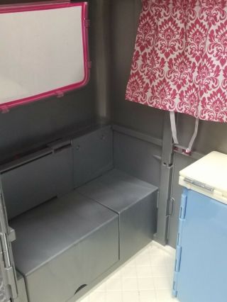 OUR GENERATION 18 inch doll camper with 2 accessories With trailer hitch 3