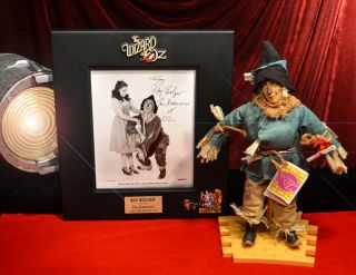 Ray Bolger Signed Autograph Framed,  Wizard Of Oz Scarecrow,  Doll Dvd,  Straw