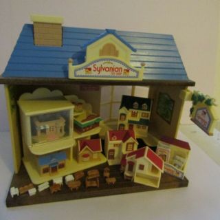 Sylvanian Families - The Toy Shop - Lovely Items - 1 Day Listing