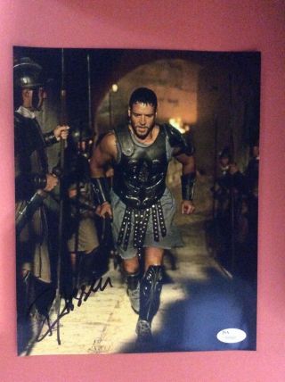 Russell Crowe In Gladiator Autographed 8x10 Photo Jsa S47669