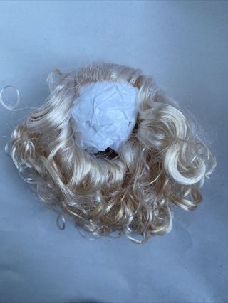 Tonner Tyler Cami Sydney 16” Curly Light Blonde Doll Wig With Bangs Size 5 - 6