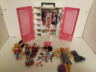Barbie Closet Carrying Case With Dolls & Accessories