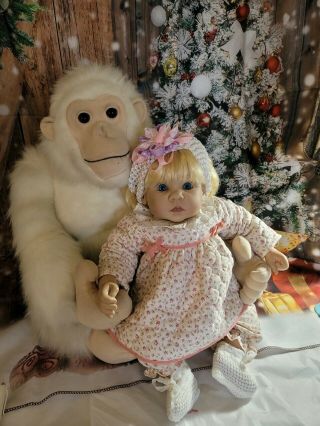 Lee Middleton Doll 1999 Little Girl 22 " Weighted Waiting For Santa Blond Hair
