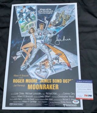 Moonraker James Bond Roger Moore Autographed 12 " X 18 " Photograph Psa Dna Z36781