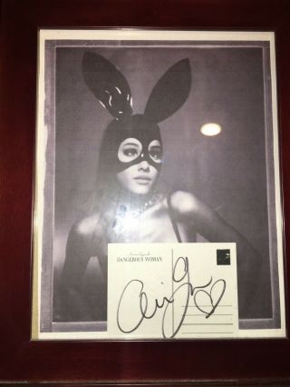 Ariana Grande Dangerous Woman signed postcard w/ framed photo,  autograph 2