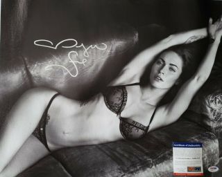 Megan Fox Signed 18x24 Canvas Photo Psa/dna Autographed