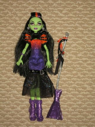 Monster High Doll Casta Fierce Green Black Purple Microphone Stand Singer Dance