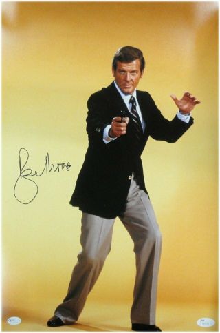 Roger Moore Signed Autographed 10x15 Photo James Bond Classic Pose Jsa S40518