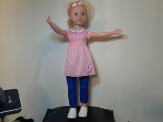 UNEEDA DOLL 28 inches tall 3