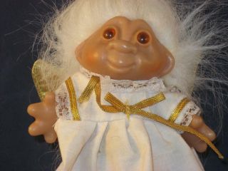 5 " 1986 Dam Angel Troll White Hair White Gown W/lace & Gold Trim Wings Halo W580