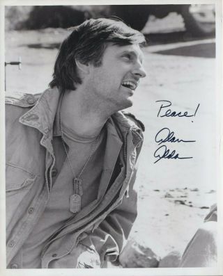 Alan Alda Hand Signed Photo 8x10 M A S H Tv Series Autographed