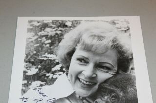 RARE Betty White 8x10 Signed Autographed B&W Photo Picture baby gorilla monkey 3