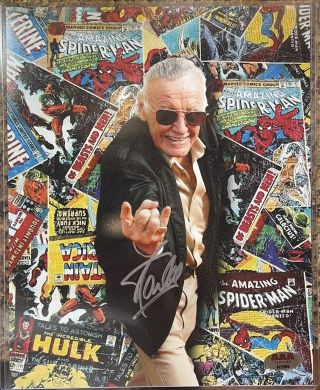 Stan Lee - Spider Man Pose - Signed Marvel Expo 8x10 Photo With - L@@k