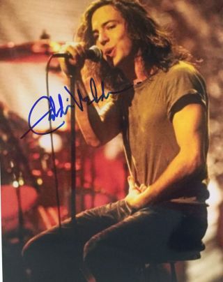 Eddie Vedder Pearl Jam Hand Signed Autographed 8 X 10 Color Photo With