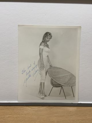 HAND SIGNED AUTOGRAPH YVETTE VICKERS 8X10 PHOTOGRAPH 3
