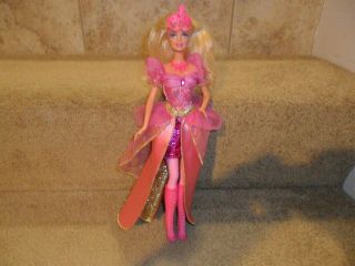 Barbie And The Three Musketeers Corinne Doll - Skirt Turns Into Cape -