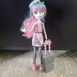 Monster High Scaris Rochelle Goyle Doll Mh No Wings Outfit Complete Travel Paris